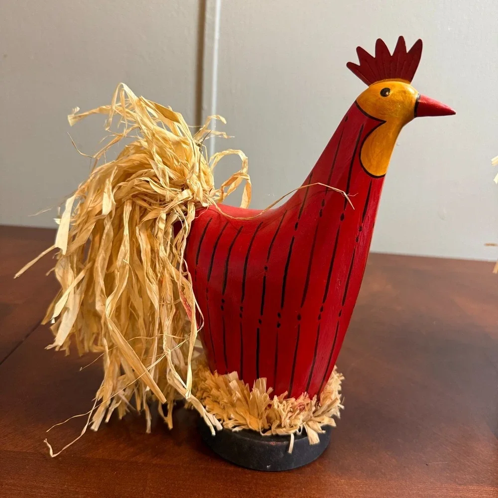 Farmhouse Rooster &‎ Hen Wood Figurines Raffia Tail Rustic Kitchen Decor